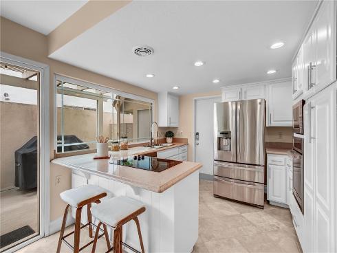 4061  Salacia  , Irvine, CA