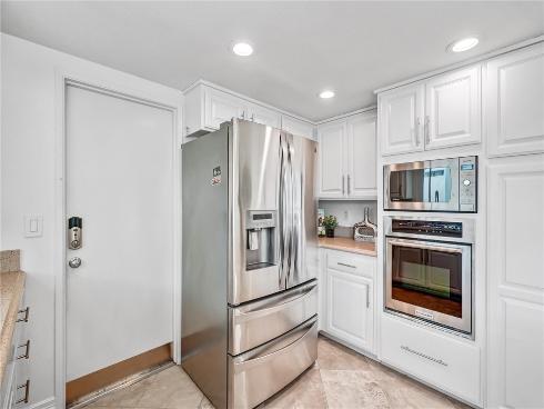 4061  Salacia  , Irvine, CA