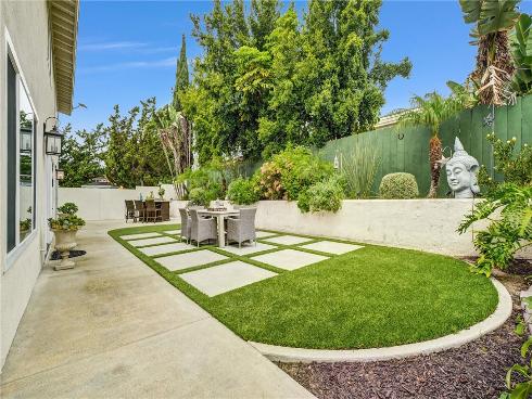 4061  Salacia  , Irvine, CA