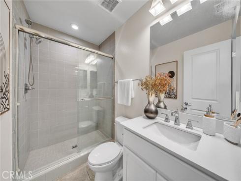 60  Sherwood  , Irvine, CA