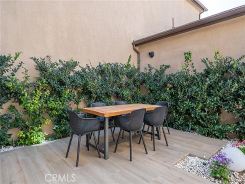 293  Lynx  , Irvine, CA