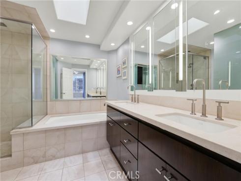 2253  Martin #410  , Irvine, CA