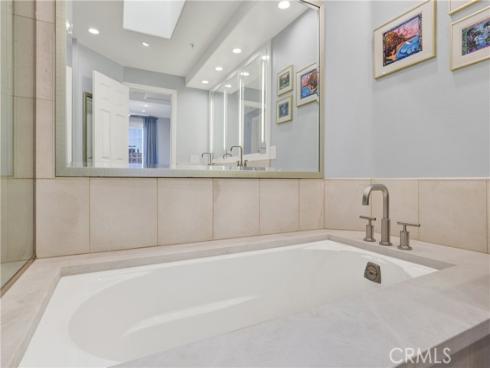 2253  Martin #410  , Irvine, CA