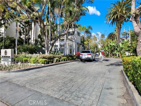 2253  Martin #410  , Irvine, CA