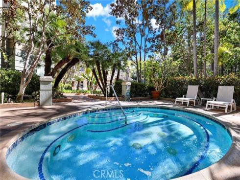 2253  Martin #410  , Irvine, CA