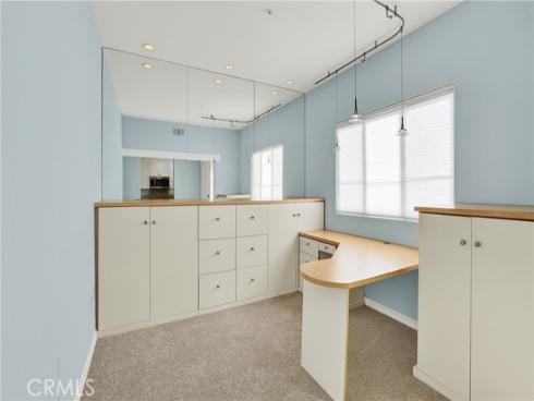 2253  Martin #410  , Irvine, CA