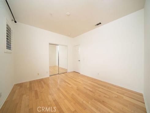 30  Burlingame  , Irvine, CA