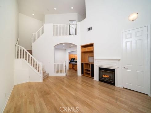 30  Burlingame  , Irvine, CA