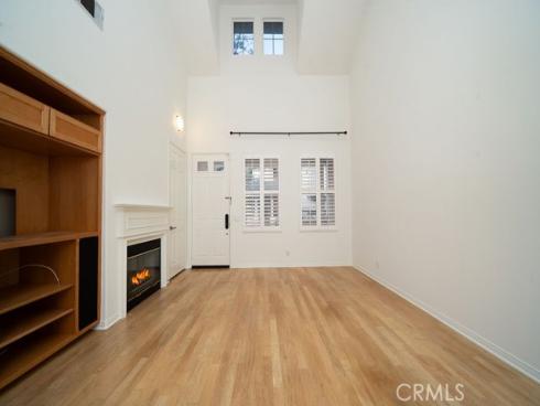 30  Burlingame  , Irvine, CA