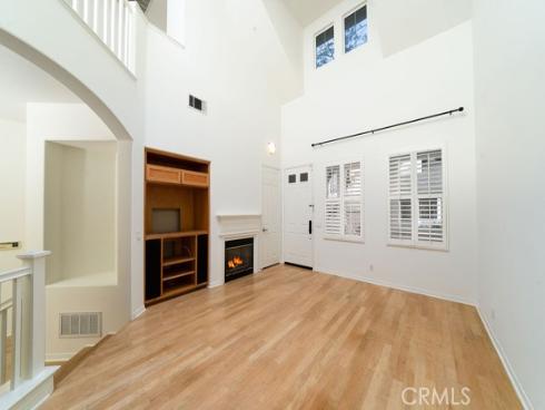 30  Burlingame  , Irvine, CA