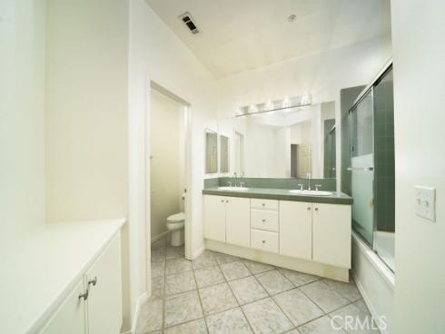 30  Burlingame  , Irvine, CA