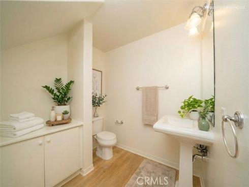 30  Burlingame  , Irvine, CA