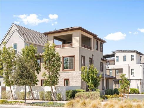 203  Lynx  , Irvine, CA