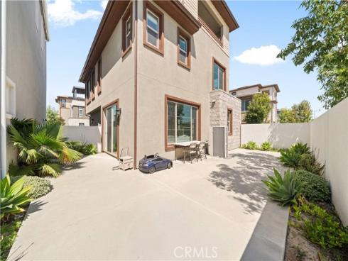 203  Lynx  , Irvine, CA