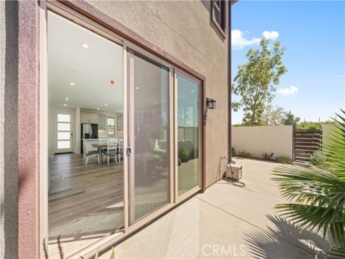 203  Lynx  , Irvine, CA