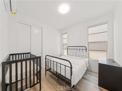 203  Lynx  , Irvine, CA