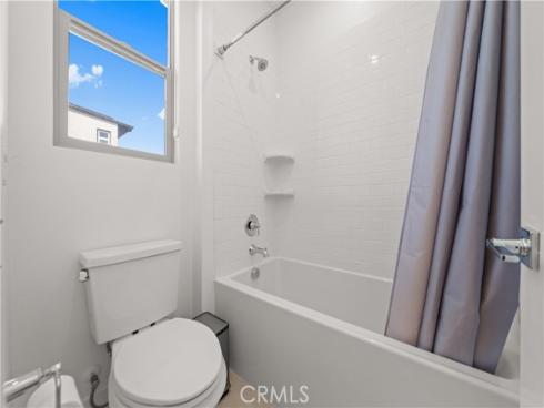 203  Lynx  , Irvine, CA