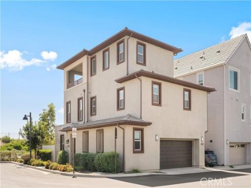 203  Lynx  , Irvine, CA