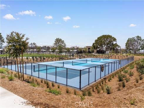 203  Lynx  , Irvine, CA