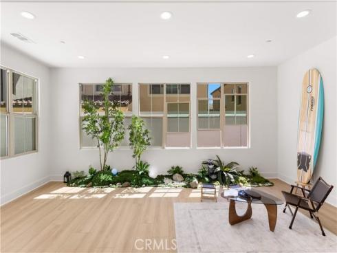 168  Somera  , Irvine, CA