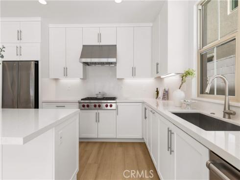 168  Somera  , Irvine, CA