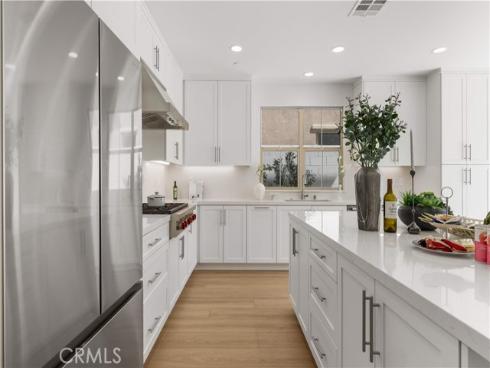 168  Somera  , Irvine, CA