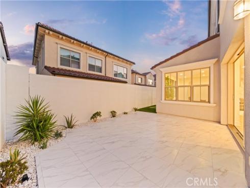 168  Somera  , Irvine, CA