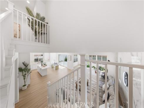 168  Somera  , Irvine, CA