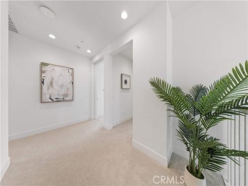 168  Somera  , Irvine, CA