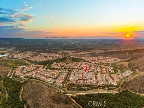 168  Somera  , Irvine, CA