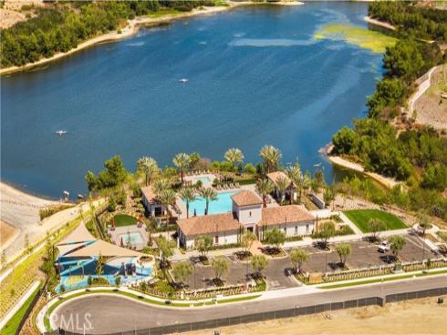 168  Somera  , Irvine, CA