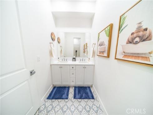 151  Sash  , Irvine, CA