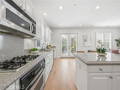 68  Pathstone  , Irvine, CA