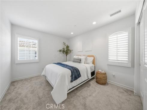 68  Pathstone  , Irvine, CA