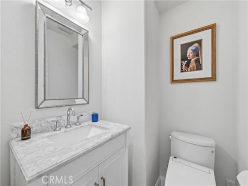 68  Pathstone  , Irvine, CA