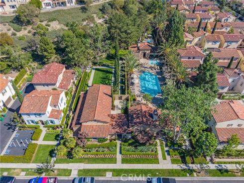 68  Pathstone  , Irvine, CA