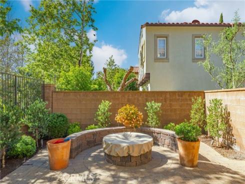 68  Pathstone  , Irvine, CA