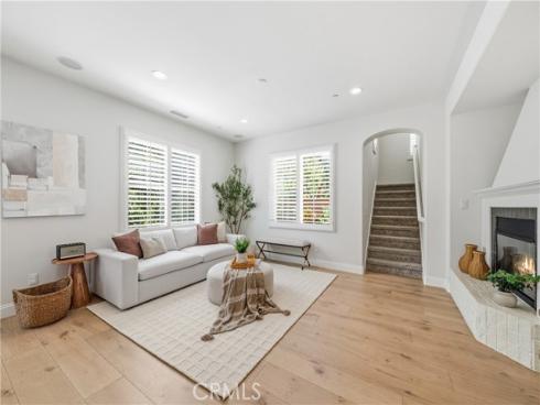 68  Pathstone  , Irvine, CA