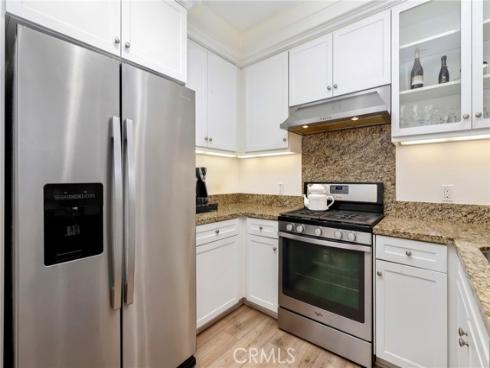 59  Kempton  , Irvine, CA