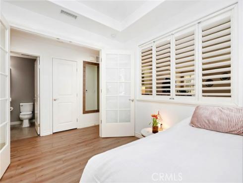 59  Kempton  , Irvine, CA