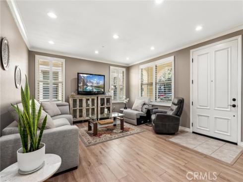 59  Kempton  , Irvine, CA