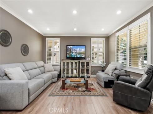 59  Kempton  , Irvine, CA