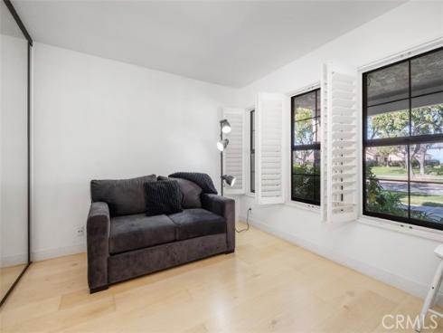 453 E Yale  , Irvine, CA