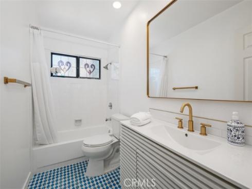 453 E Yale  , Irvine, CA