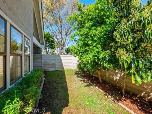 453 E Yale  , Irvine, CA