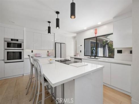 453 E Yale  , Irvine, CA