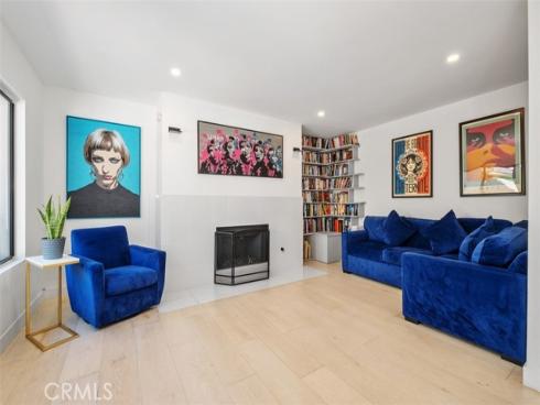 453 E Yale  , Irvine, CA