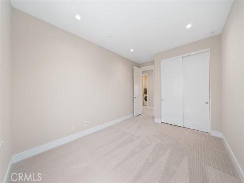 116  Tritone  , Irvine, CA