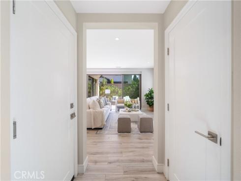 116  Tritone  , Irvine, CA