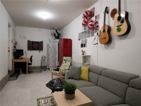 189  Groveland  , Irvine, CA